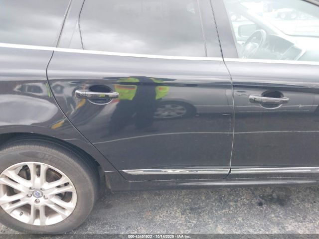 2015 VOLVO XC60 YV426MDB8F2586905 Photo 5