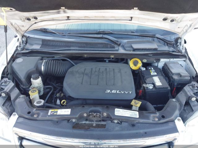 2016 CHRYSLER TOWN & COUNTRY 2C4RC1BG6GR296687 Photo 9