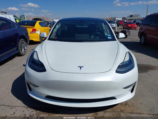 5YJ3E1EA1MF093382 Tesla Model 3 Standard Range Plus Rear-wheel Drive