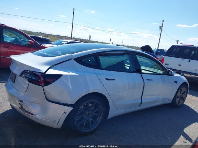 5YJ3E1EA1MF093382 Tesla Model 3 Standard Range Plus Rear-wheel Drive