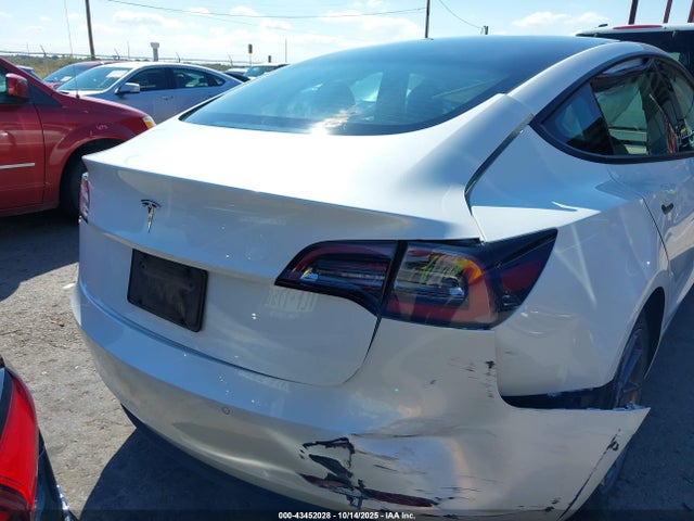 5YJ3E1EA1MF093382 Tesla Model 3 Standard Range Plus Rear-wheel Drive
