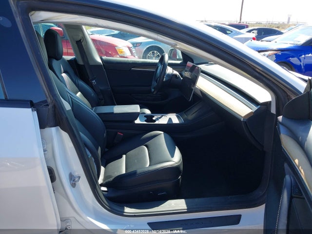 2021 TESLA MODEL 3 5YJ3E1EA1MF093382 Photo 4