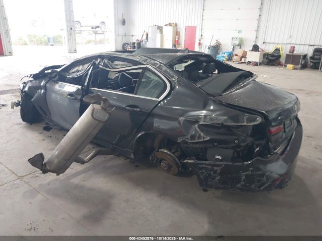 2021 BMW 540I WBA73BJ02MWX01168 Photo 2