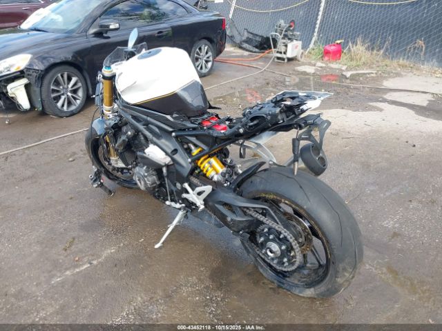 2022 TRIUMPH MOTORCYCLE SPEED TRIPLE SMTP02ST7NTAX1479 Photo 2