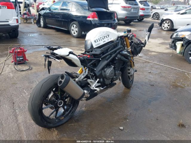2022 TRIUMPH MOTORCYCLE SPEED TRIPLE SMTP02ST7NTAX1479 Photo 3