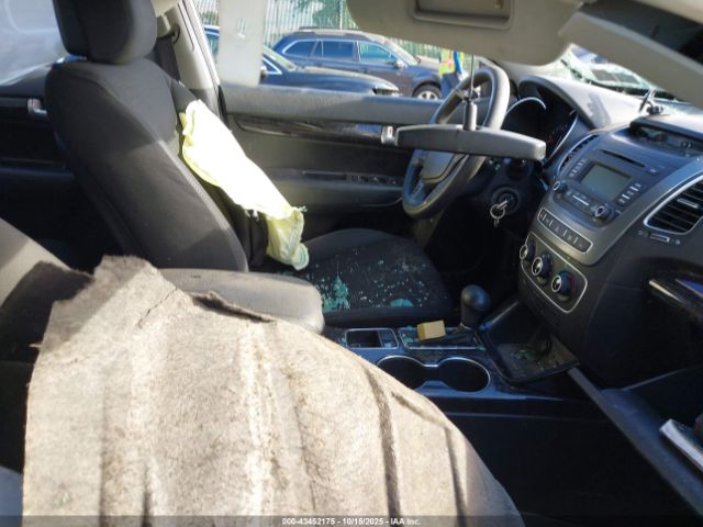 2014 KIA SORENTO 5XYKTCA68EG445981 Photo 4