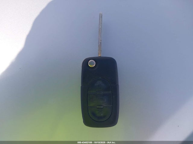 2005 AUDI A4 WAUAC48H35K001360 Photo 10