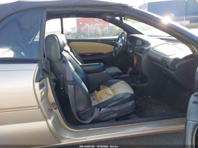 1999 CHRYSLER SEBRING 3C3EL55H5XT201547 Photo 4