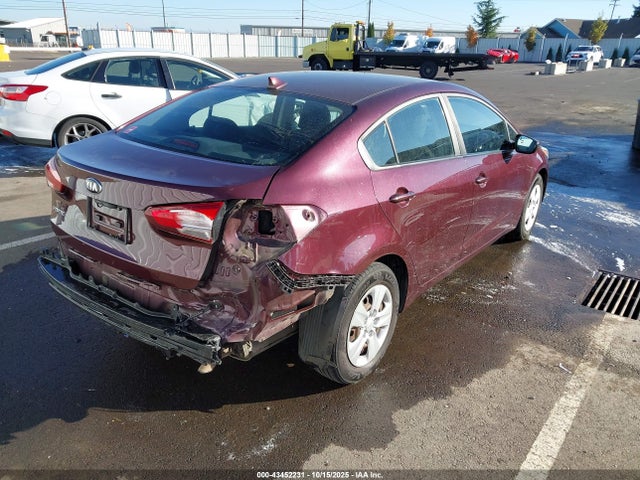 3KPFK4A76JE221988 KIA FORTE LX
