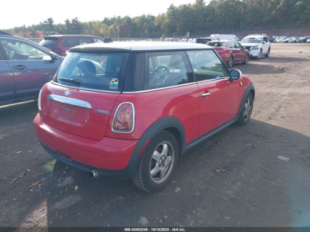 2007 MINI COOPER WMWMF335X7TL77952 Photo 3