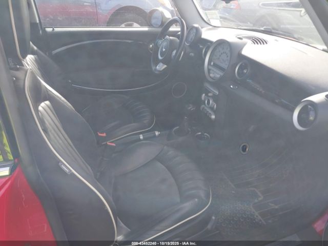 2007 MINI COOPER WMWMF335X7TL77952 Photo 4