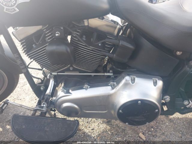2011 HARLEY-DAVIDSON FLSTFB 1HD1JN51XBB031309 Photo 8