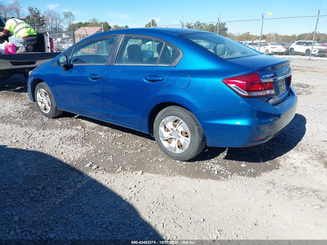 Продажа на аукционе авто 2015 Honda Civic Lx, vin: 2HGFB2F57FH518552, номер лота: 43452375