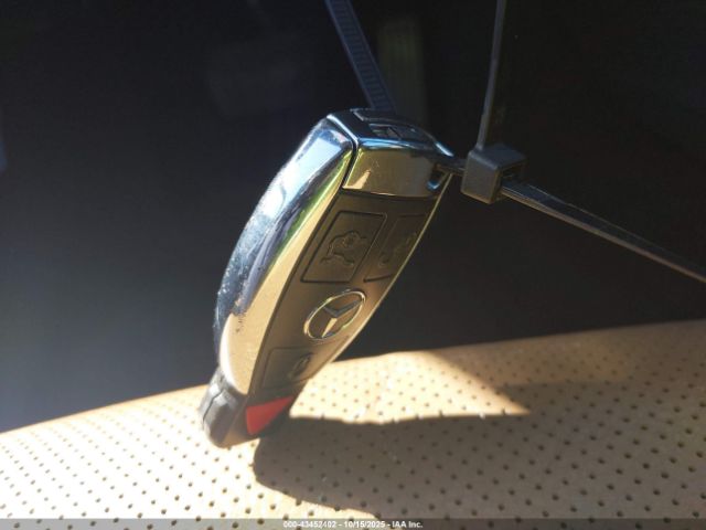 2010 MERCEDES-BENZ E 550 WDDHF7CBXAA025660 Photo 10