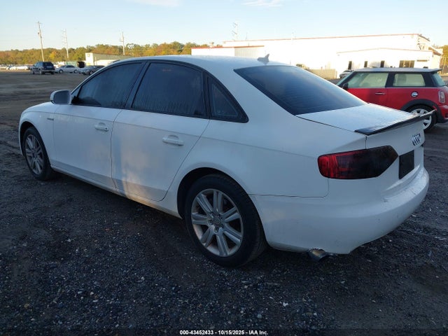 2011 AUDI A4 WAUBFAFL3BN038629 Photo 2
