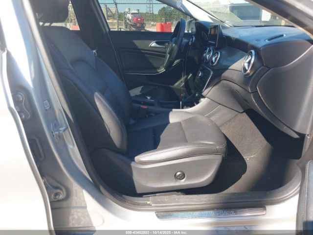 2015 MERCEDES-BENZ GLA 250 WDCTG4EB7FJ144359 Photo 4