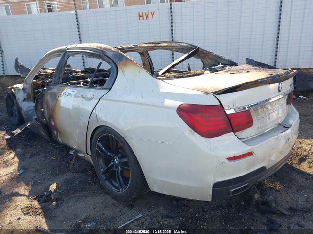 Продажа на аукционе авто 2013 Bmw 750li, vin: WBAYE8C55DD133925, номер лота: 43452530