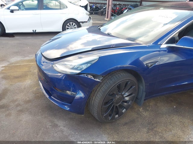 Tesla Model 3 Long Range/mid Range 2018 5YJ3E1EA1JF004308 Image 6