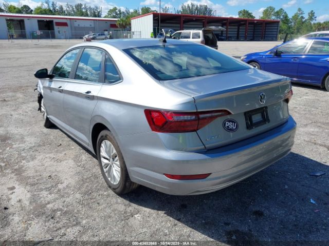 2020 VOLKSWAGEN JETTA 3VWCB7BU7LM065412 Photo 2