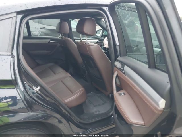 2017 BMW X4 5UXXW7C59H0U25336 Photo 7