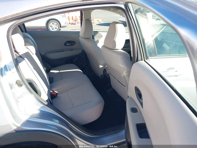 2018 HONDA HR-V 3CZRU6H38JG716570 Photo 7