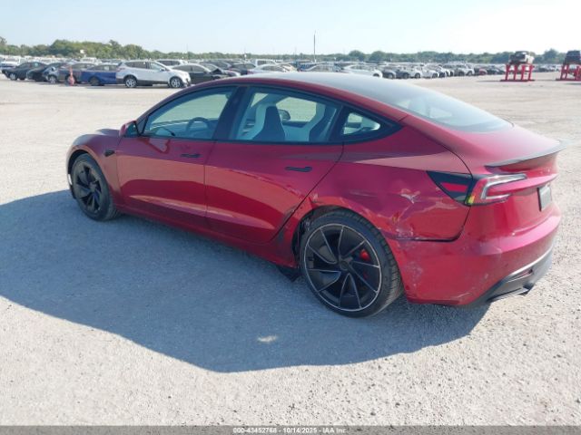 2024 TESLA MODEL 3 5YJ3E1ET8RF865837 Photo 2