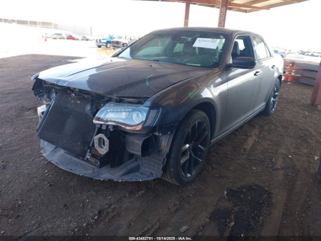 2023 CHRYSLER 300 2C3CCABG7PH641015 Photo 1