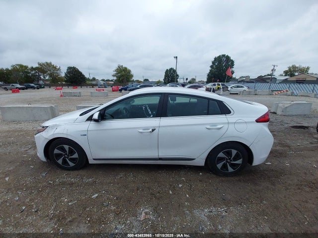 KMHC75LC9HU028536 Hyundai Ioniq Hybrid Sel