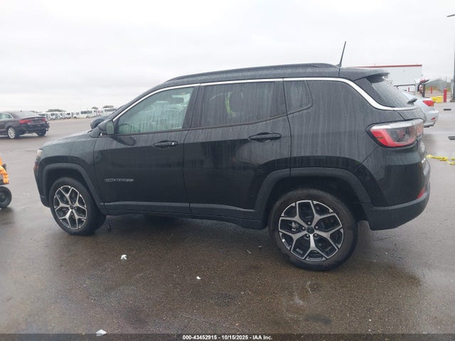 Jeep Compass Limited 4x4 2025 3C4NJDCN4ST588024 Image 14