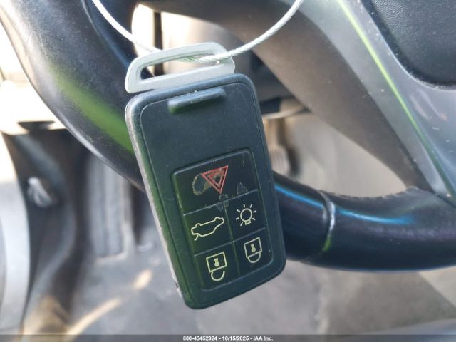 2016 VOLVO V60 YV140MEK0G1291827 Photo 10