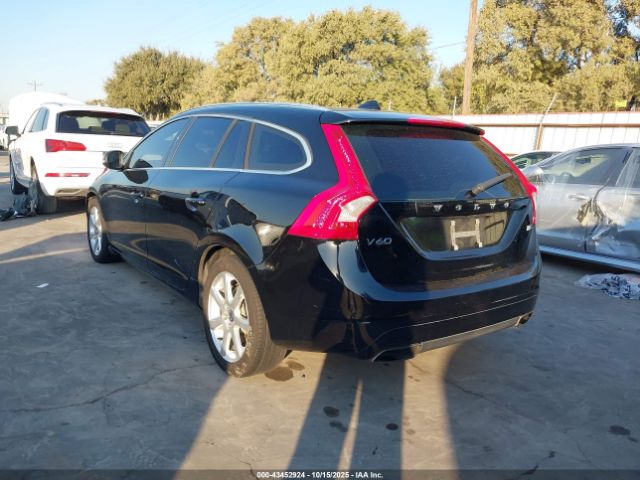 2016 VOLVO V60 YV140MEK0G1291827 Photo 2