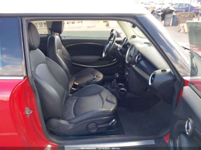 2011 MINI COOPER S WMWSV3C56BTY13330 Photo 4