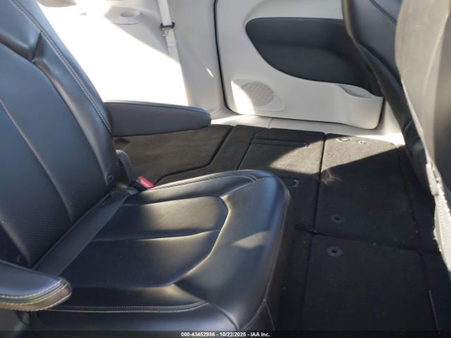 2020 CHRYSLER VOYAGER 2C4RC1DG4LR184316 Photo 7