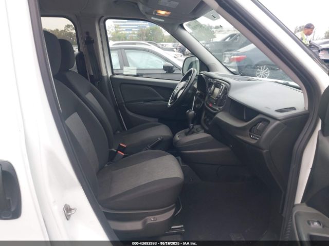 2021 RAM PROMASTER CITY ZFBHRFBB0M6V73206 Photo 4