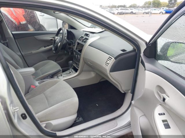 2013 TOYOTA COROLLA 2T1BU4EE8DC010666 Photo 4