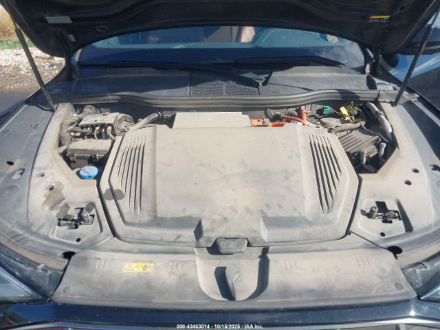 2019 AUDI E-TRON WA1LAAGE7KB004727 Photo 9