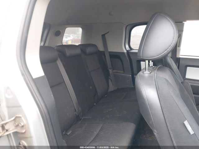 2007 TOYOTA FJ CRUISER JTEBU11F470012826 Photo 7