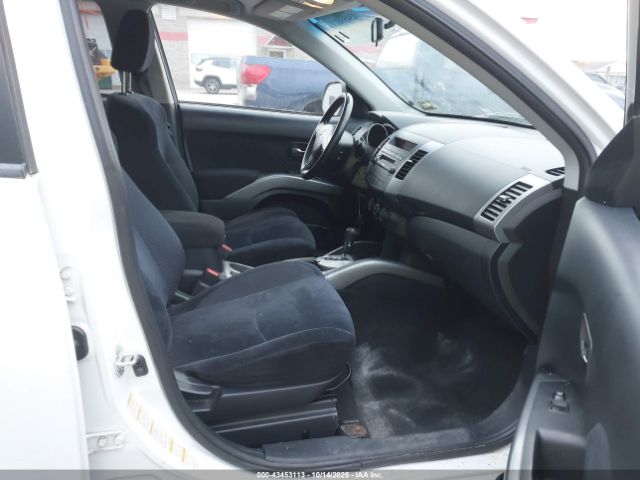 2011 MITSUBISHI OUTLANDER JA4AS2AW6BU037377 Photo 4