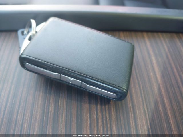 2023 VOLVO XC60 YV4L12DN4P1203650 Photo 10