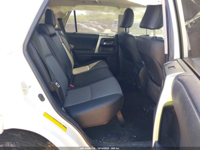 2022 TOYOTA 4RUNNER JTENU5JR5N5985583 Photo 7