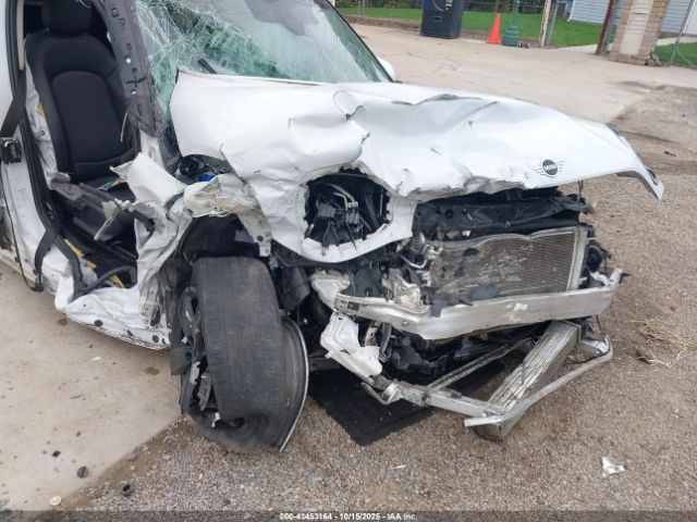 2019 MINI COUNTRYMAN WMZYV5C57K3E05169 Photo 5