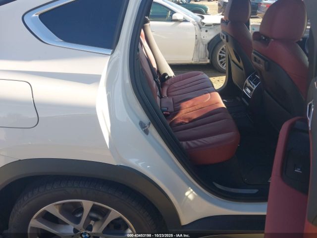 2022 BMW X6 5UXCY6C08N9N23661 Photo 7