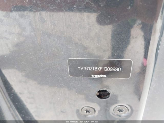 2015 VOLVO S60 YV1612TBXF1309990 Photo 8