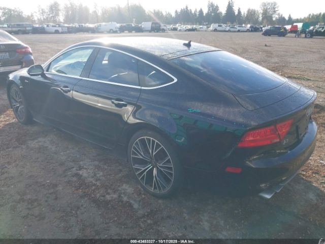 2013 AUDI A7 WAU2GAFCXDN047277 Photo 2