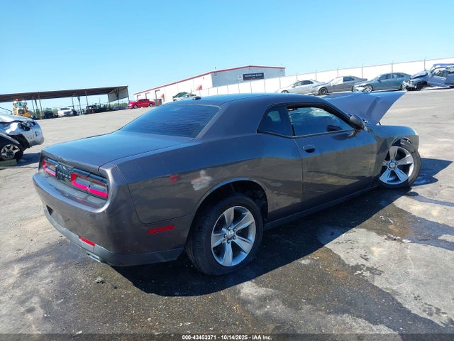 43453371 :رقم المزاد ، 2C3CDZAG7GH221347 vin ، 2016 Dodge Challenger Sxt مزاد بيع