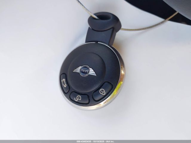 2015 MINI PACEMAN WMWSS7C58FWS44615 Photo 10