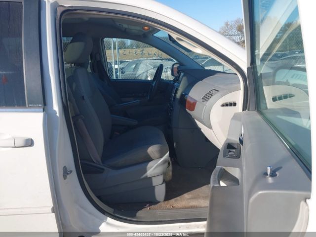 2009 CHRYSLER TOWN & COUNTRY 2A8HR44E49R644490 Photo 4