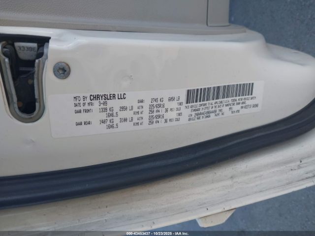 2009 CHRYSLER TOWN & COUNTRY 2A8HR44E49R644490 Photo 8