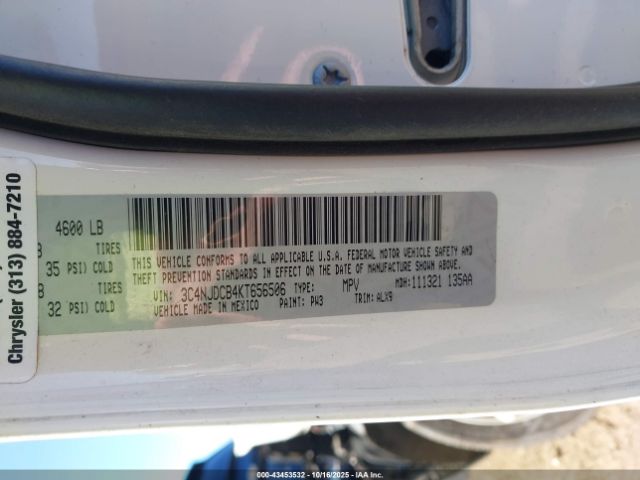 2019 JEEP COMPASS 3C4NJDCB4KT656506 Photo 8