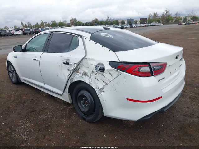 KIA dohc mpi theta ii 2014 KNAGN4AD0E5064071 Image 3